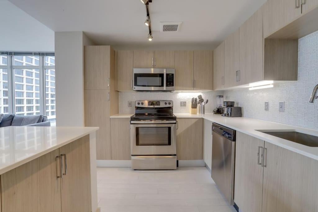 Wonderful 2Br Apartment At Crystal City Arlington Esterno foto