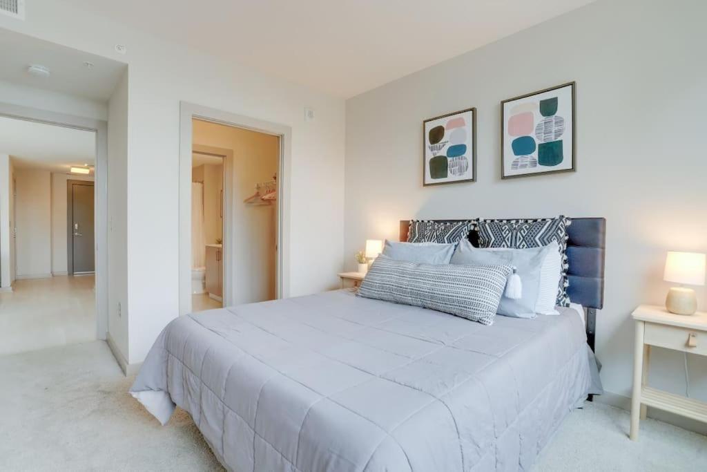 Wonderful 2Br Apartment At Crystal City Arlington Esterno foto